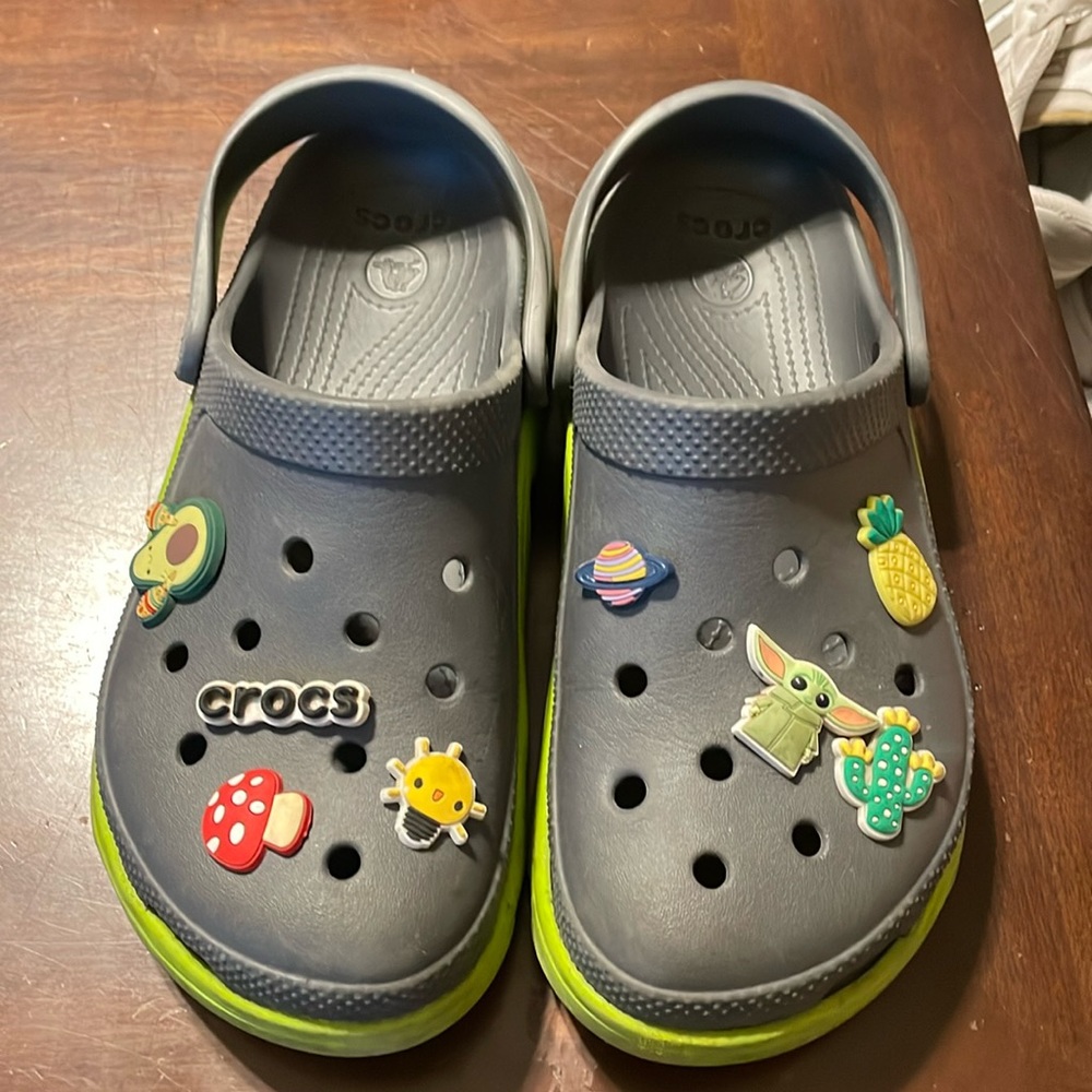 Crocs